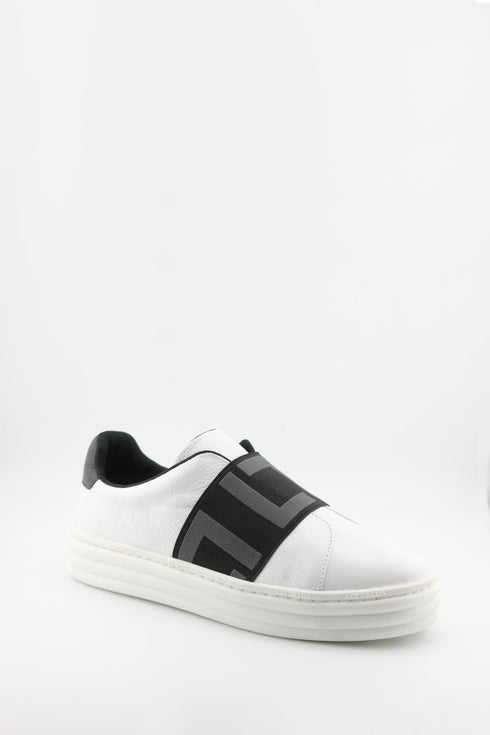 Luz da lua Slip-On Sneakers with Wide Elastic Band
